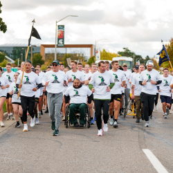 All AGSR participants running and rolling in the last mile of the race